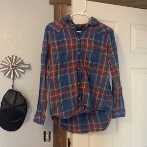 American Eagle Button Up Flannel/ Boyfriend Fit